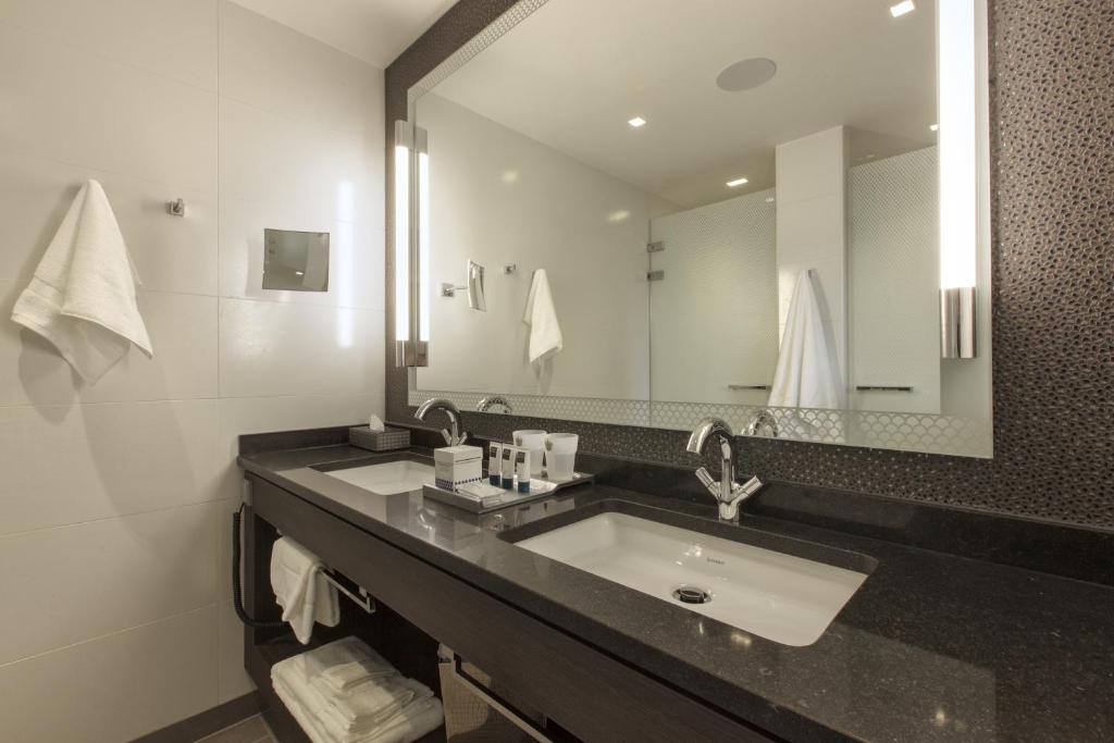 Hotel Dux โรมอนด์ ห้อง รูปภาพ