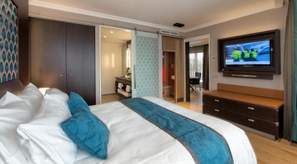 Hotel Dux โรมอนด์ ห้อง รูปภาพ