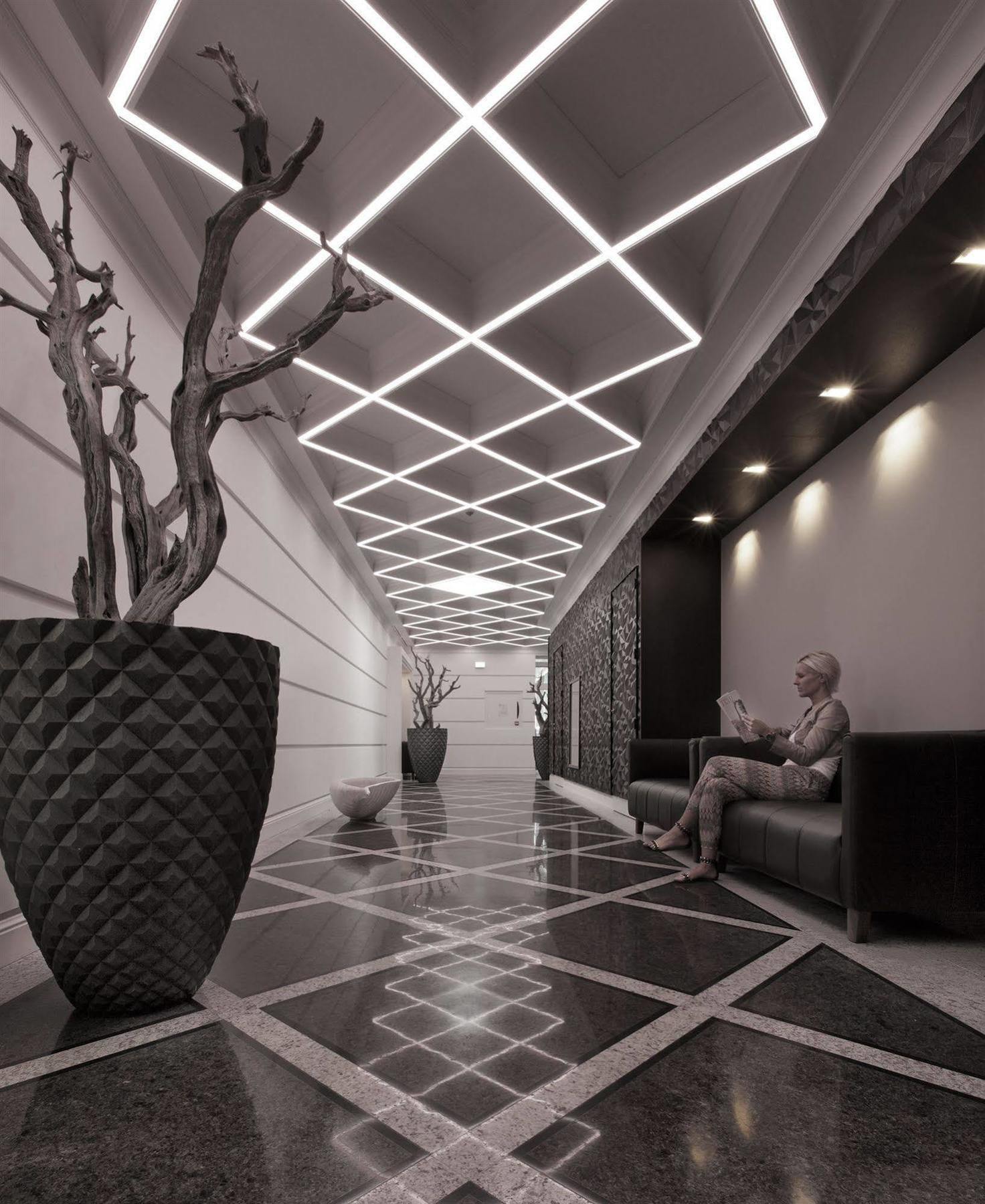 Hotel Dux โรมอนด์ ภายนอก รูปภาพ